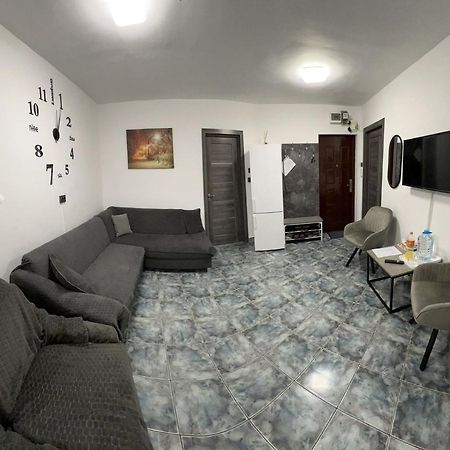 Ene Apart Oradea Free Parking Экстерьер фото