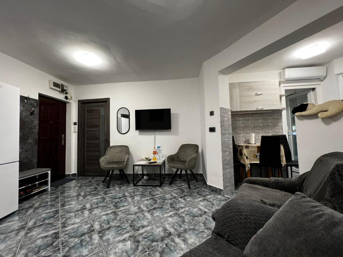 Ene Apart Oradea Free Parking Экстерьер фото