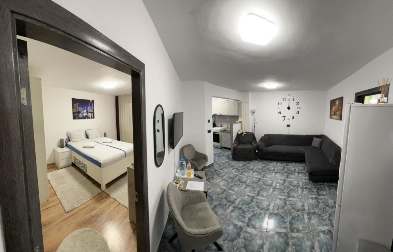 Ene Apart Oradea Free Parking Экстерьер фото